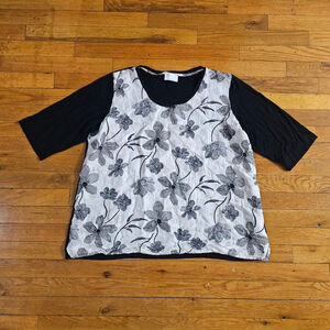Voyage By Marina Rinaldi Floral Print Top Size L Black and White